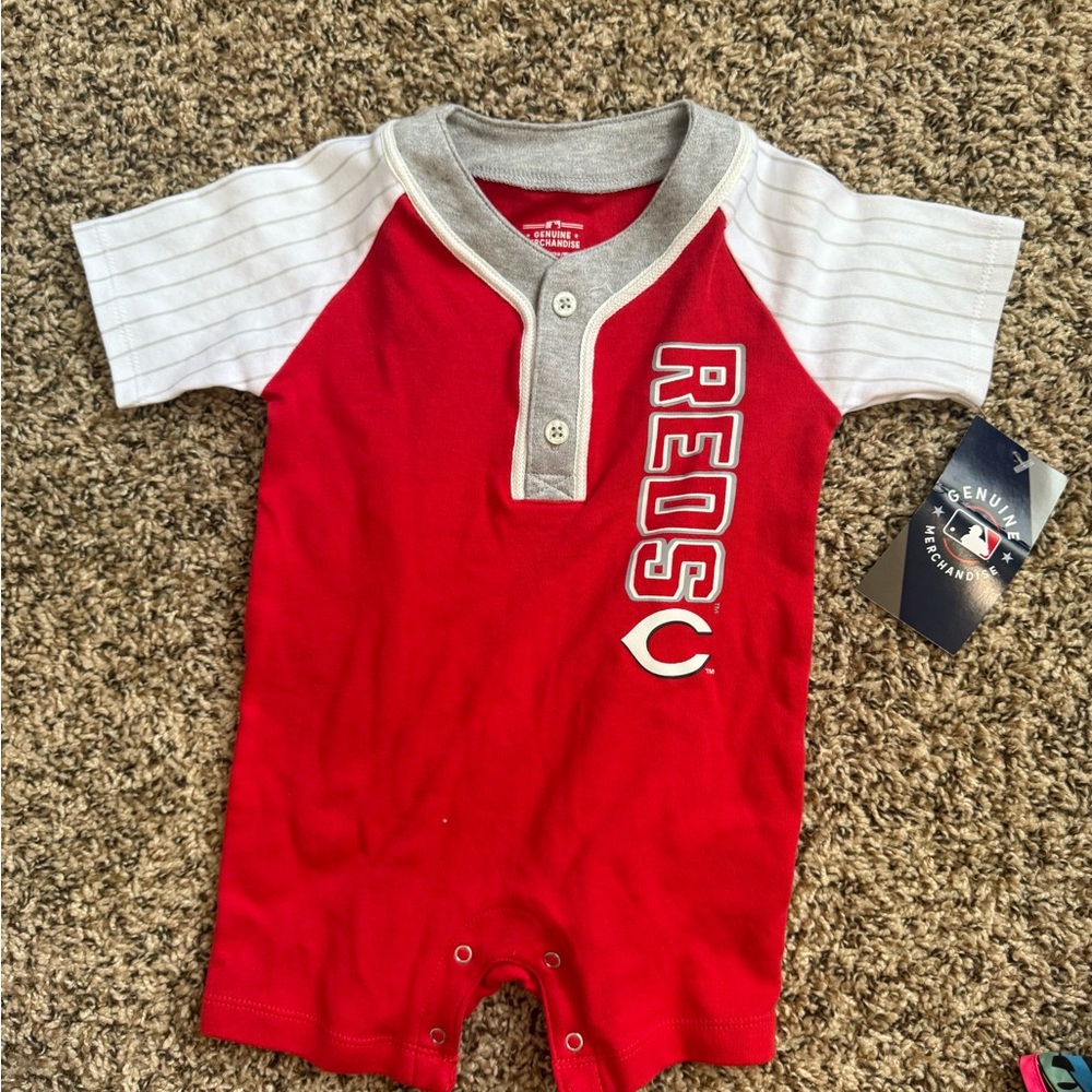 NWT Cincinnati Reds 12M one piece